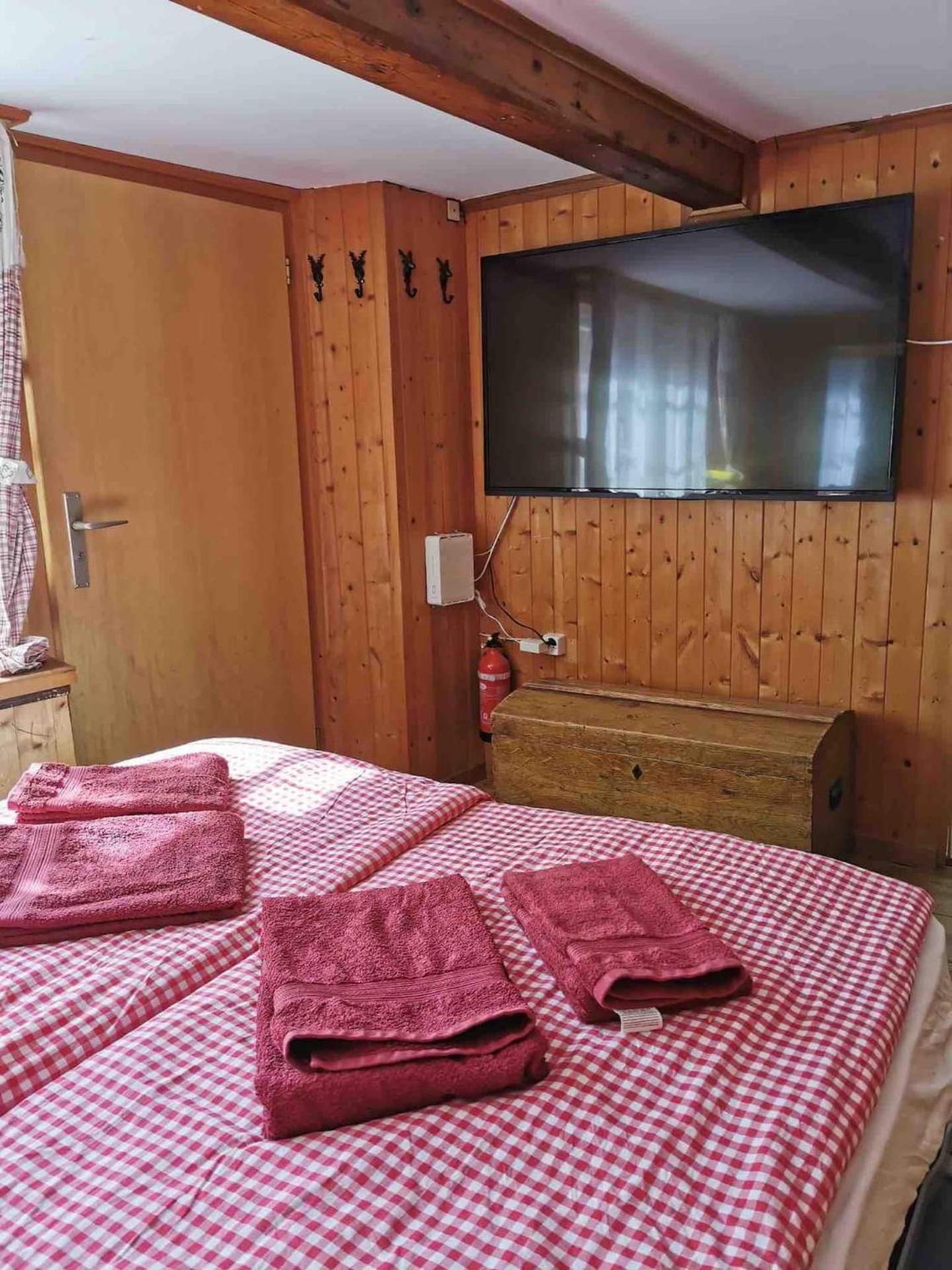 Studio In Alps By Apartments Capricorn Gsteigwiler Exterior foto
